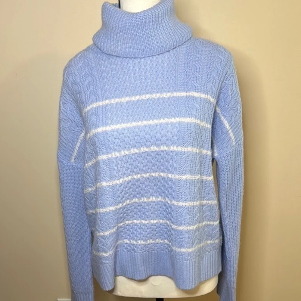 Lilla p women’s baby blue‎ striped cowl neck/ turtle neck pull over sweater SM